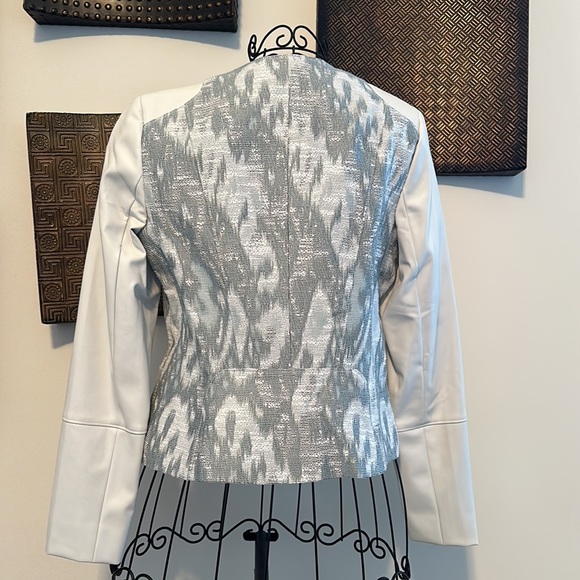 Bebe jacket - Picture 3 of 12